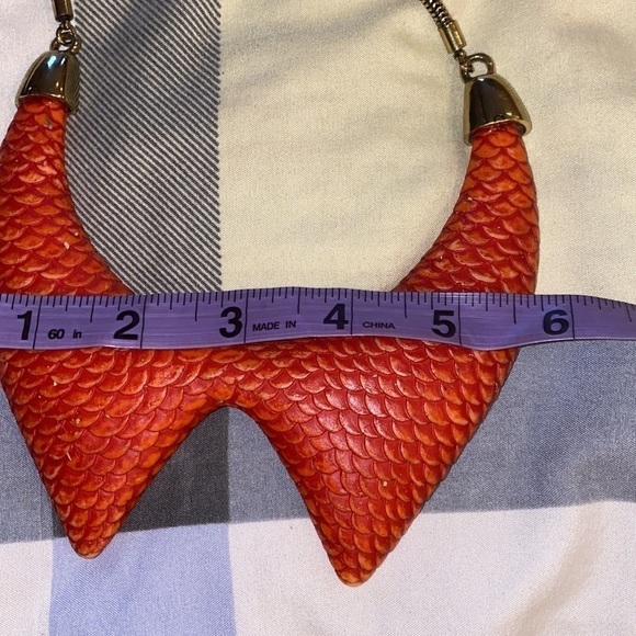 Vintage chunky bib  style statement necklace - Picture 3 of 6